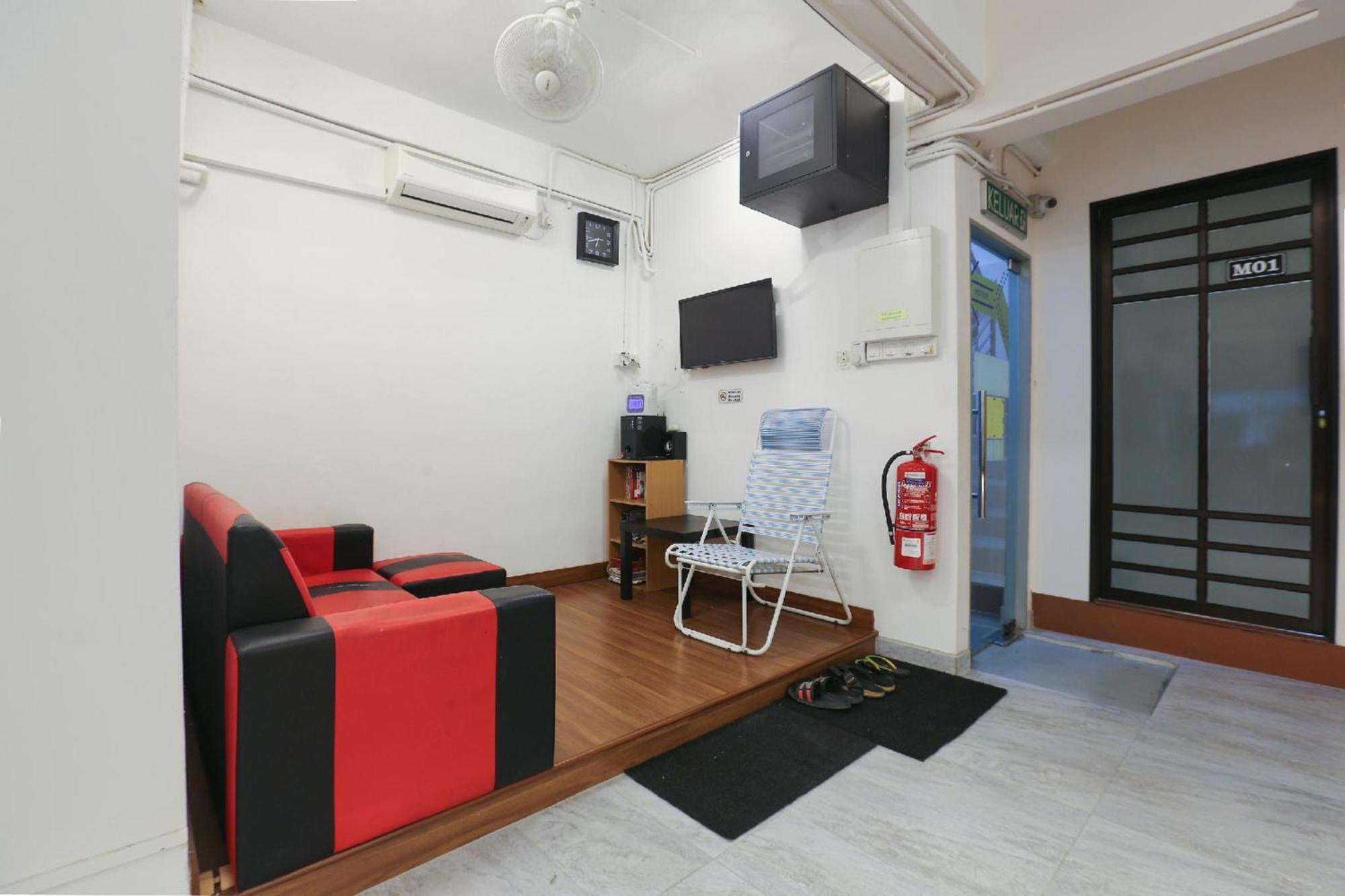 Spot On 90587 The Space Inn Kuala Terengganu Exterior photo