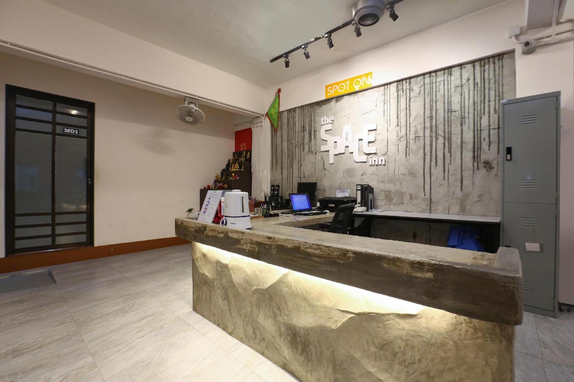 Spot On 90587 The Space Inn Kuala Terengganu Exterior photo