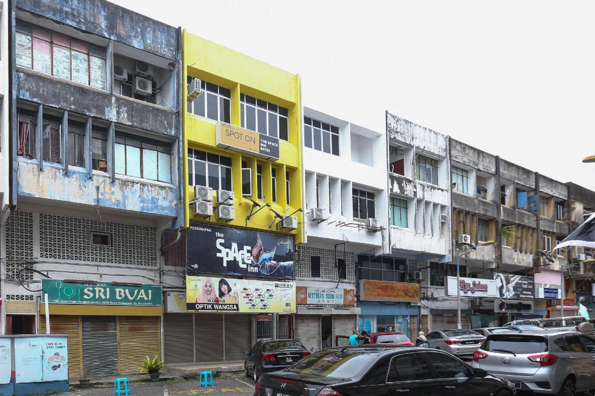 Spot On 90587 The Space Inn Kuala Terengganu Exterior photo