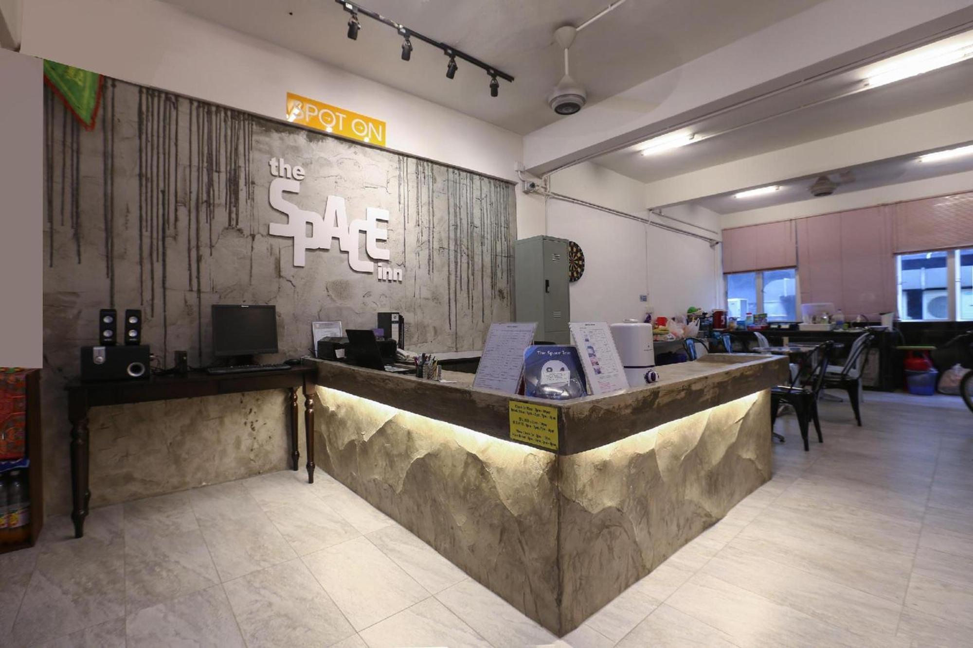 Spot On 90587 The Space Inn Kuala Terengganu Exterior photo